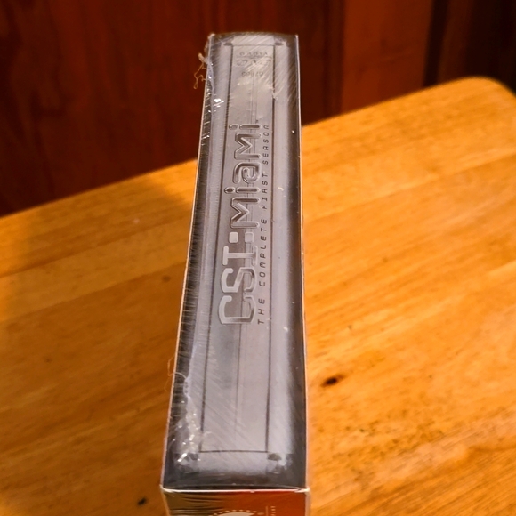 CSI: Miami: The Complete First Season - Picture 3 of 5